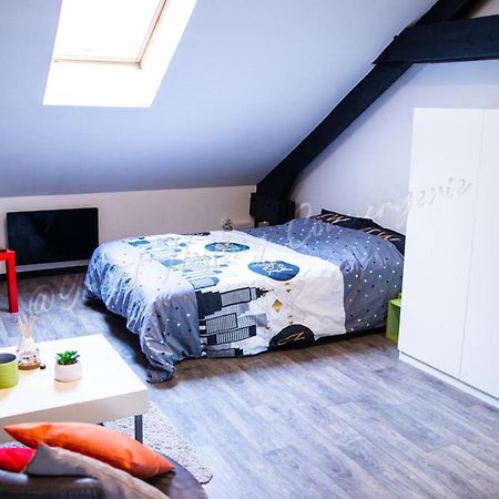 La Maison De Leon Apartments - Studio Dunkirk Bagian luar foto