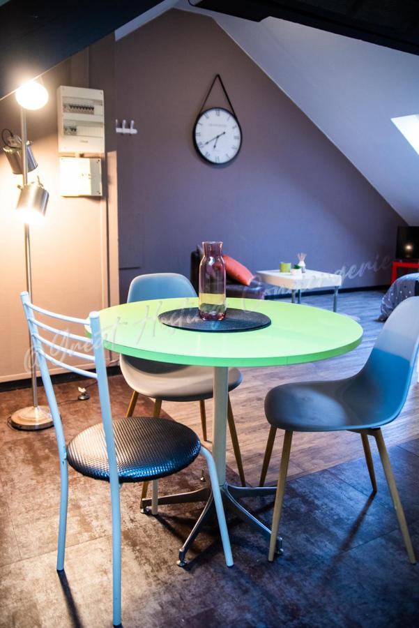 La Maison De Leon Apartments - Studio Dunkirk Bagian luar foto
