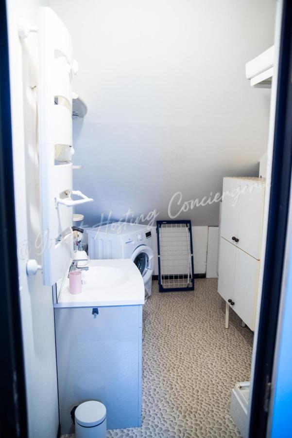 La Maison De Leon Apartments - Studio Dunkirk Bagian luar foto